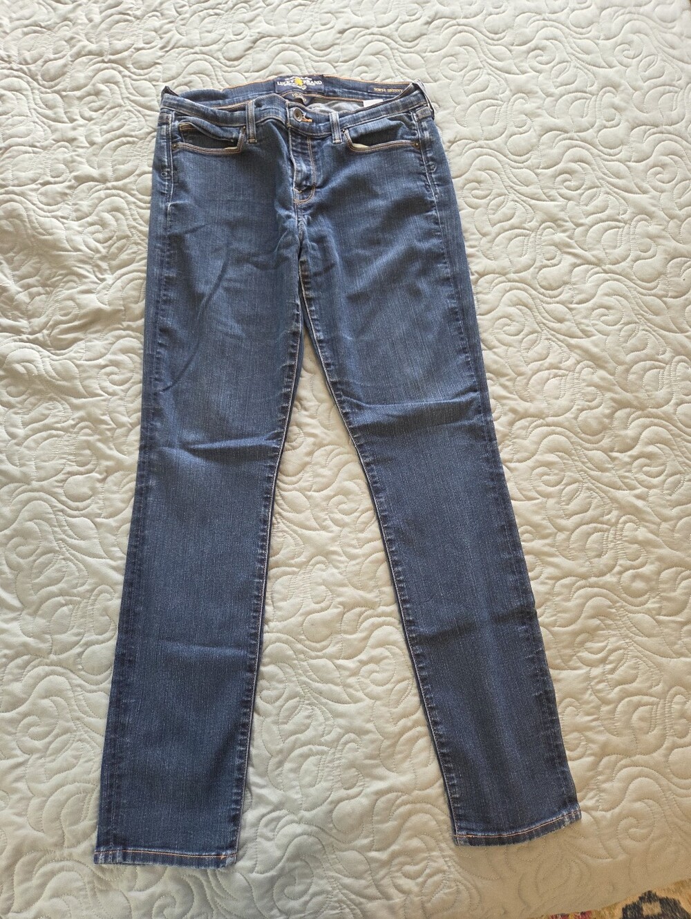 Lucky Brand Women’s Dark Blue Sofia Skinny Jeans. Size 10.
